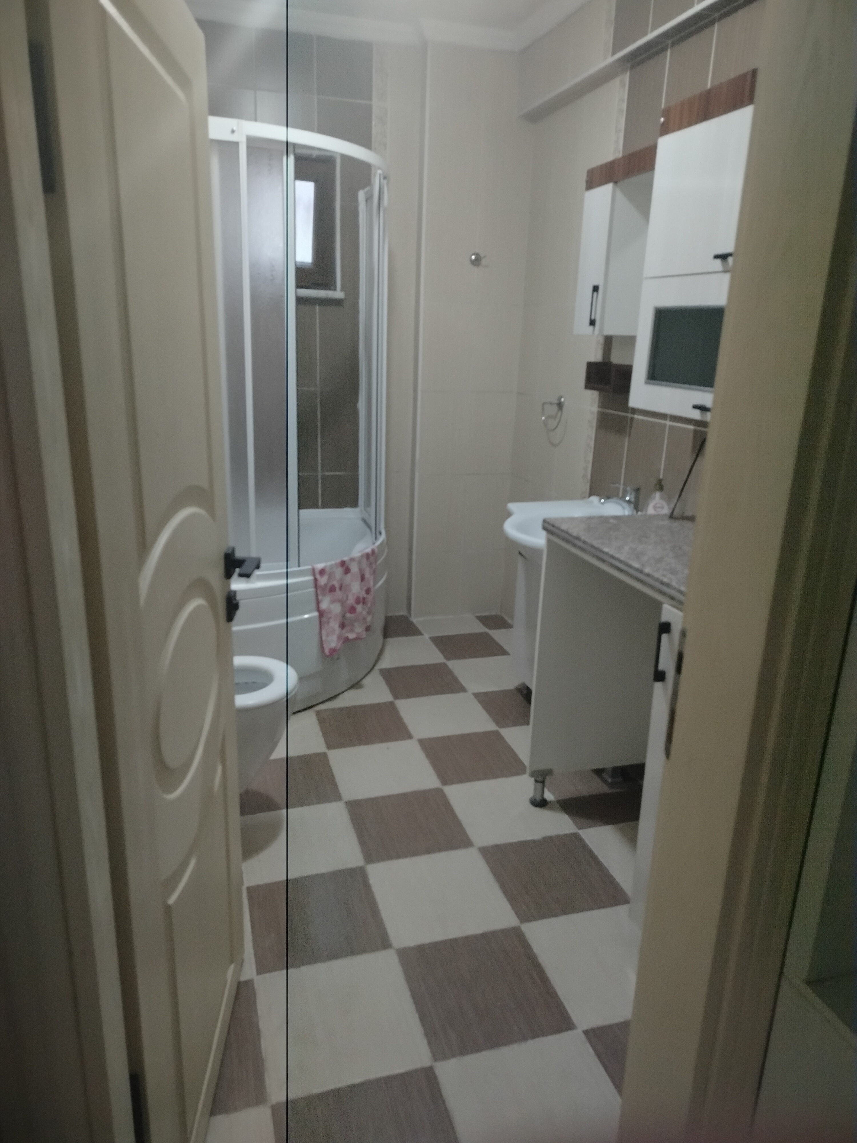 KİRMANLI CAMİ YAKİNİNDA KİRALİK 3+1 - Hak Emlak Kdz.Ereğli